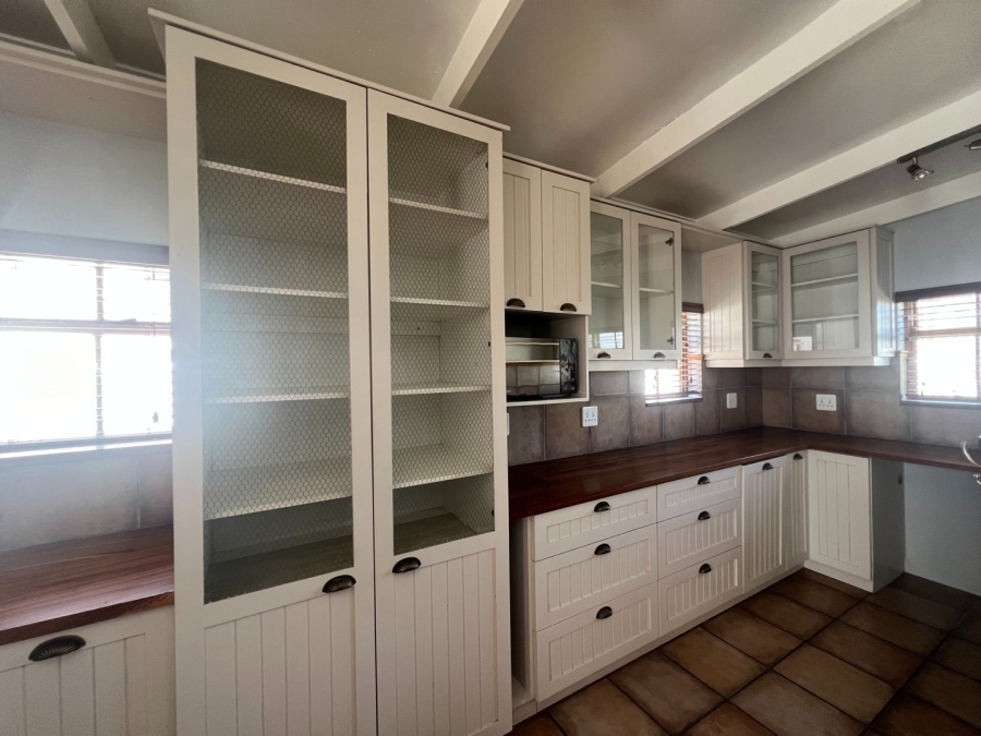 4 Bedroom Property for Sale in Jacobsbaai Western Cape